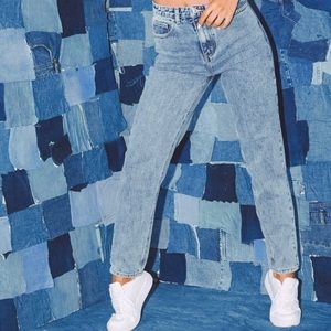 PRETTYLITTLETHING Vintage Wash Mom Jean